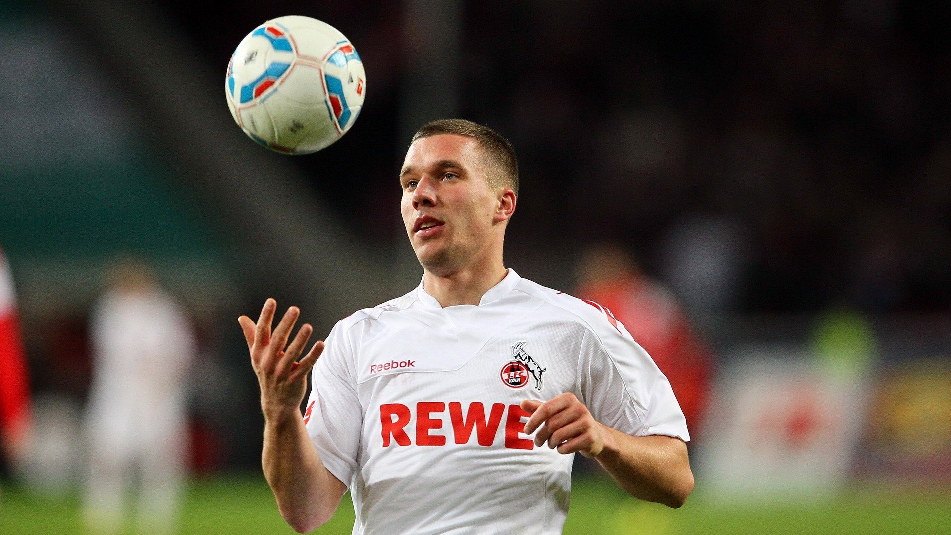 《FIFA》体育年终盛典，虚拟竞技重现经典！，fifa sports