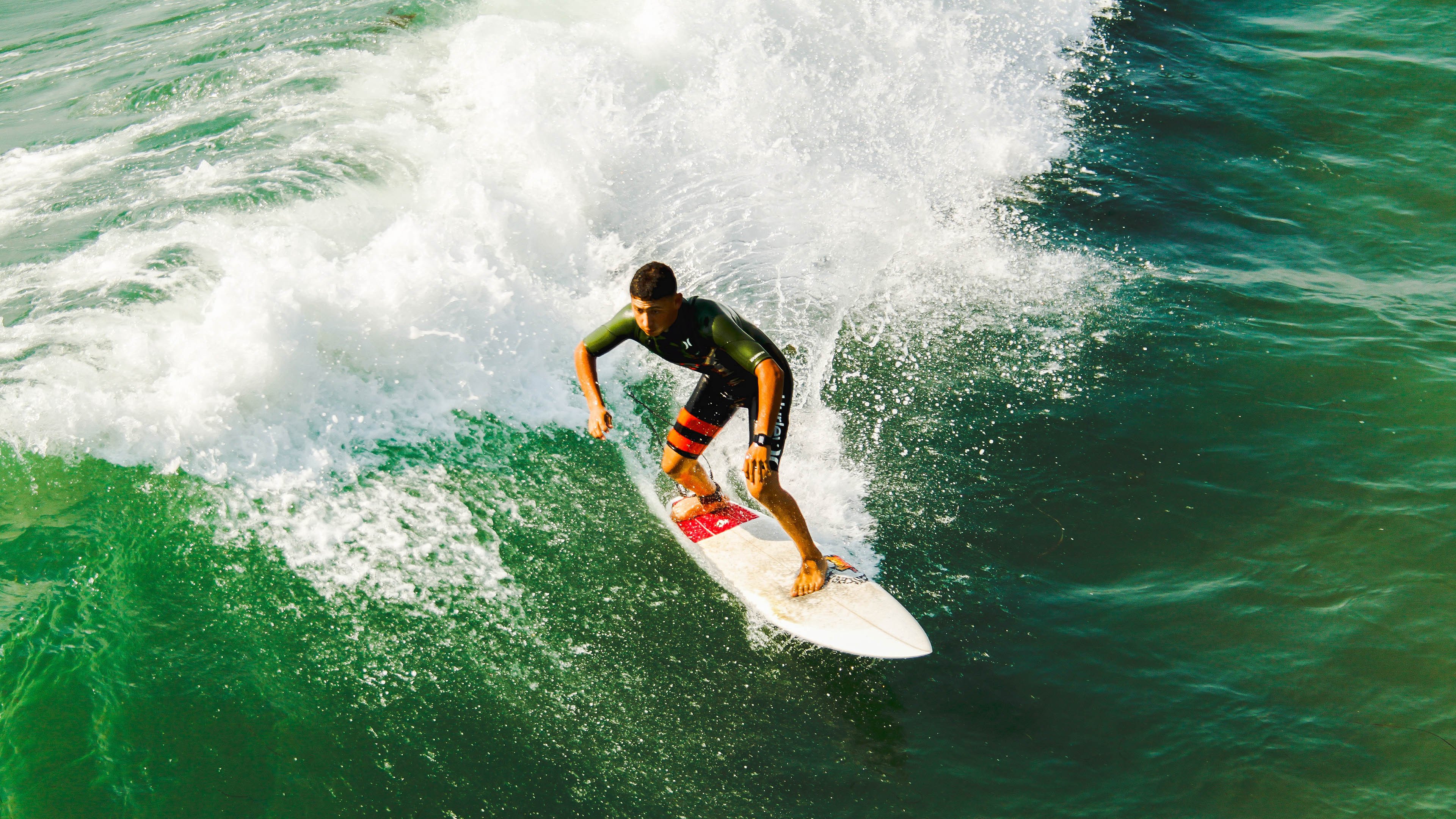 女篮姑娘的微笑背后是无数汗水,女篮帅气小姐姐